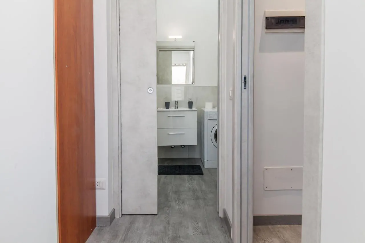E-Bicocca Apartment Milan 0*,