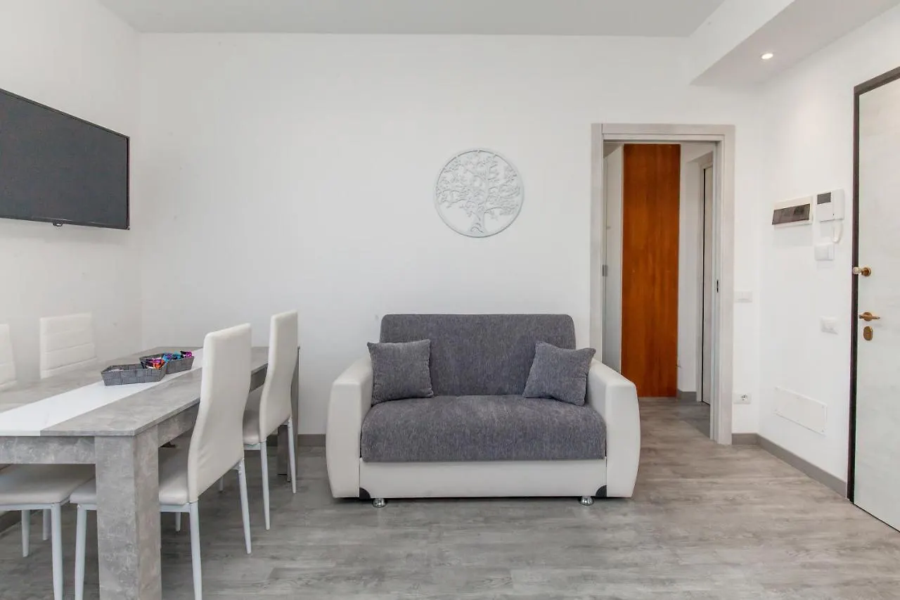 E-Bicocca Apartment Milan